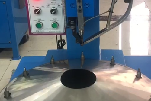 2023-3-10 什么是鉚釘機的實心鉚釘？實心鉚釘的應用范圍有哪些？.jpg